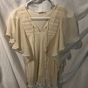 Mudd Cream Flutter Sleeve Blouse